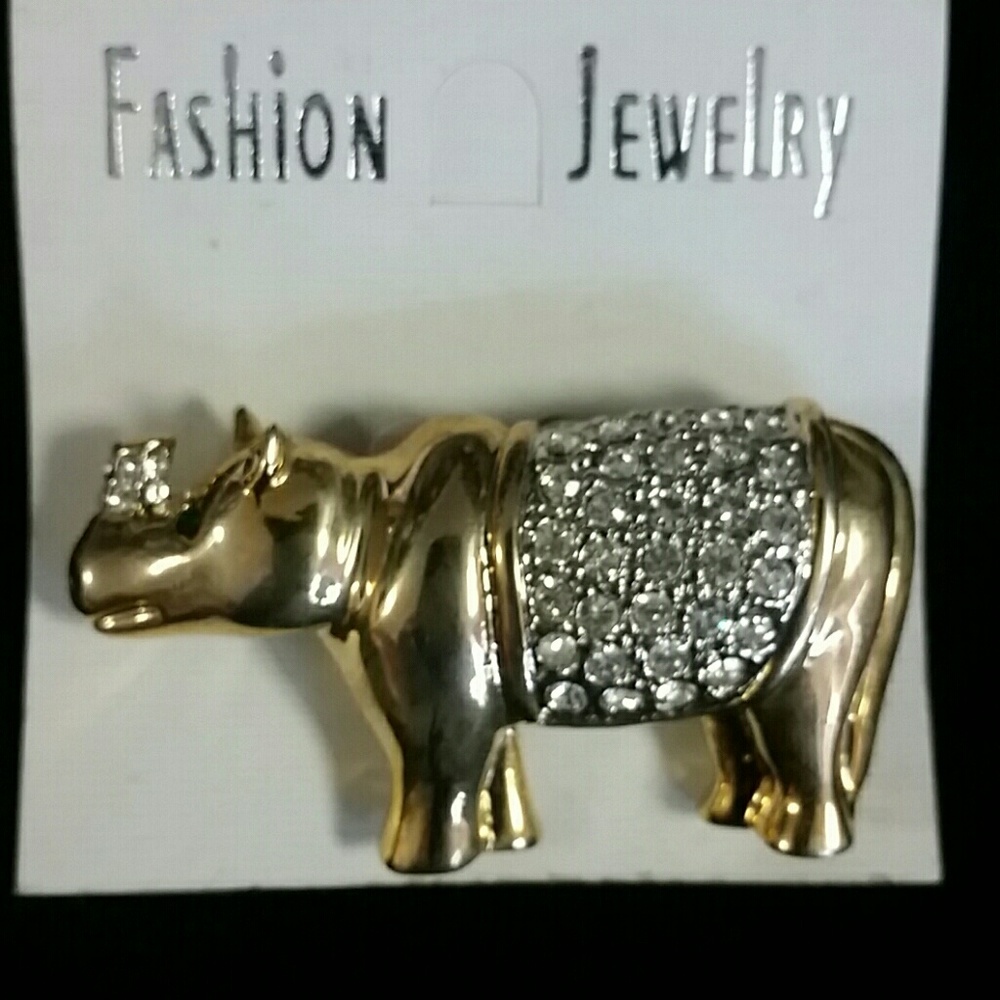 Brooch
